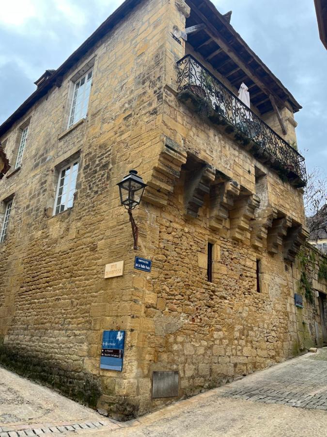 Chez Alice Appartement En Plein Centre Ville Sarlat-la-Caneda Exterior photo